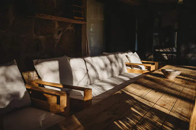 sillón de exterior con almohadones