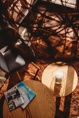 juego de living en madera de diseño escandinavo
